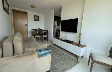 Imagem: O apartamento possui 1 Dormitório, 1 Banheiro, 1 Vaga na garagem