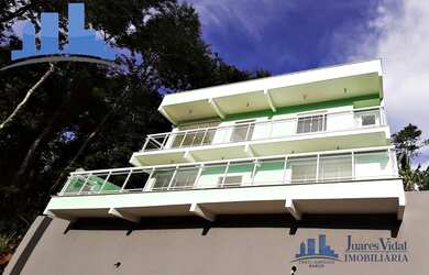 Imagem: A casa em condomínio para alugar possui 4 Dormitórios, 1 Banheiro