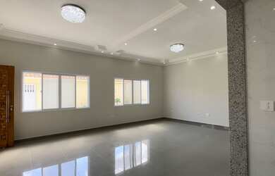 Imagem 8: INCRÍVEL CASA COM PISCINA E OTIMA LOCALIZAÇÃO LER A DESCRIÇÃO