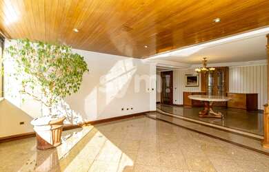 Imagem: O apartamento possui 5 Dormitórios, 5 Banheiros, 4 Vagas na