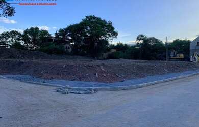 Imagem: O terreno possui 200m² de Área e está localizado em Pontal