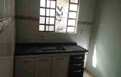 Imagem: Aluguel barraco de fundos