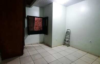 Imagem 3: Aluga-se uma casa. 70m² de Área, 3 Banheirose2 Dormitórios