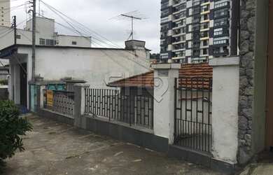 Imagem 2: Terreno com casa antiga na Vila Ester - 250m²