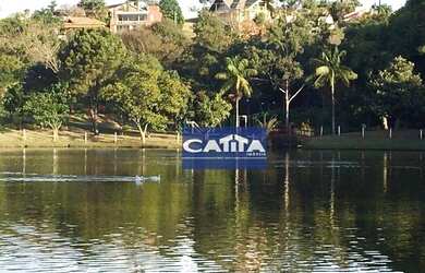 Imagem: A casa em condomínio à venda possui 4 Dormitórios, 2 Banheiros