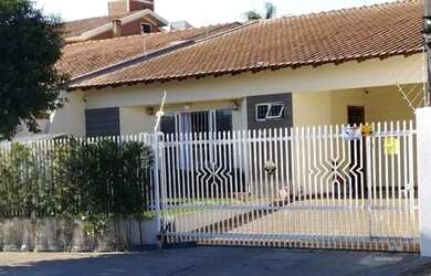 Imagem 4: Casa para Família Grande, linda, Energia Solar, churrasqueira, 4 banheiros,...