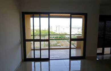 Imagem: O apartamento possui 3 Dormitórios, 2 Banheiros, 2 Vagas na