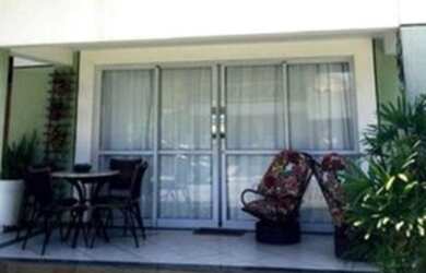 Imagem: A casa em condomínio possui 4 Dormitórios, 4 Banheiros, 3