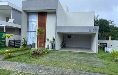 Imagem: A casa em condomínio possui 4 Dormitórios, 5 Banheiros, 5