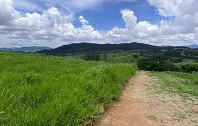 Imagem: O terreno possui 500m² de Área e está localizado em Usina