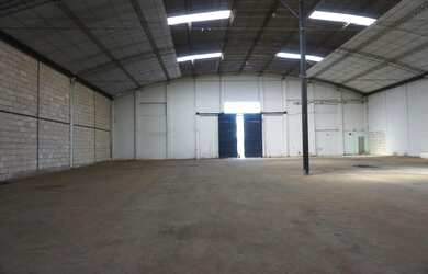 Imagem 4: Galpão Depósito Armazém para aluguel possui 4080 metros quadrados