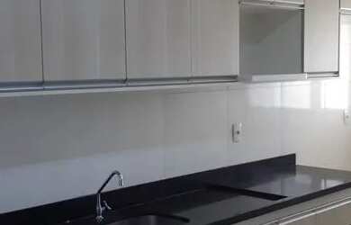 Imagem: O apartamento possui 2 Dormitórios, 2 Banheiros, 2 Vagas na