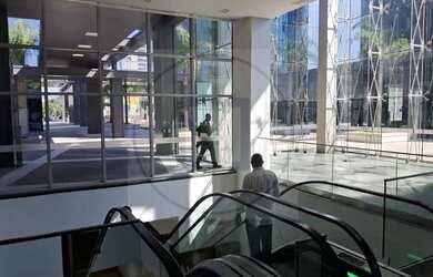 Imagem 11: Loja para Venda em Rio de Janeiro, Santo Cristo, 1 banheiro, 1 vaga