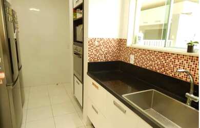 Imagem 10: Casa de condomínio para aluguel tem 255 metros quadrados com 4 quartos