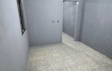 Imagem: A casa em condomínio possui 1 Dormitório, 1 Banheiro, 1 Vaga