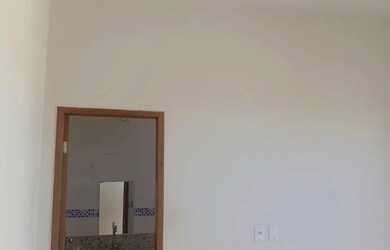 Imagem 12: Casa 3/4 sendo uma suíte,Em Lote 172 m².Próximo Aeroporto