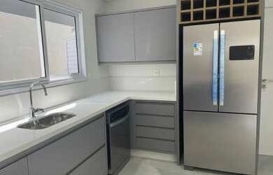 Imagem 6: CASA EM BC. com 5 suítes, 6 bwc, 3 vagas, nova, em cond. fechado com...