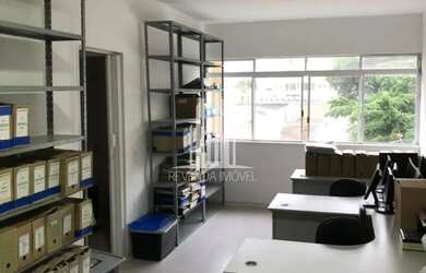 Imagem: O depósito possui 1 Vaga na garagem e 38m² de Área e está