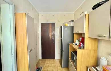 Imagem 7: Apartamento de 3 dormitórios com suíte e sacada no coração de Santa...