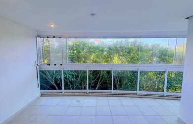 Imagem: O apartamento possui 3 Dormitórios, 4 Banheiros, 2 Vagas na