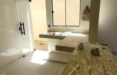 Imagem 9: Bairro Mangues. Casas 2 e 3 quartos. Entrada facilitada. Fino acabamento