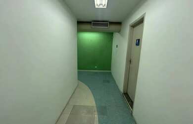 Imagem 4: Ponto comercial/Loja/Box para aluguel com 555 metros quadrados