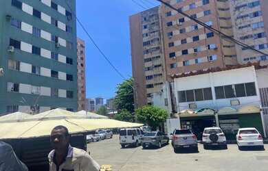 Imagem 13: Apartamento para Venda em Salvador, Costa Azul, 2 dormitórios, 2 banheiros