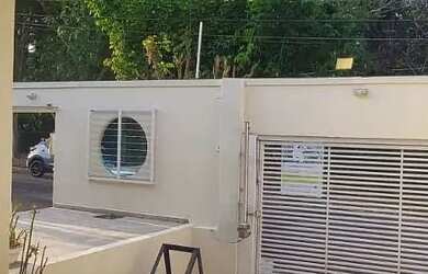 Imagem: A casa para alugar possui 4 Dormitórios, 5 Banheiros e 3 Vagas