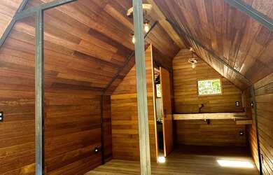 Imagem 2: CHALÉ EM MADEIRA IDEAL PARA MORADIA, LOCAÇÃO OU POUSADA