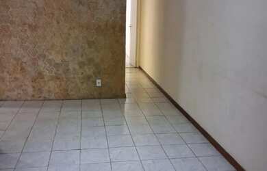 Imagem: O apartamento e possui 2 Dormitórios, Suítes, 1 Banheiro