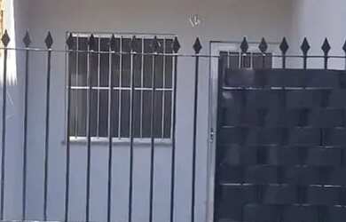 Imagem: A casa em condomínio possui 2 Dormitórios, 1 Banheiro, 1 Vaga