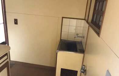 Imagem: O apartamento possui 3 Dormitórios, 1 Banheiro, 1 Vaga na garagem