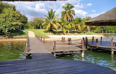 Imagem: O terreno possui 603m² de Área e está localizado em Loteamento