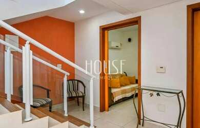 Imagem: A casa em condomínio possui 3 Dormitórios, 2 Banheiros, 4