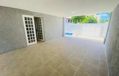 Imagem 4: Belíssima Casa na Sapiranga, 5Qtos, 143m3, 3Vgs, Piscina Próx Creche...