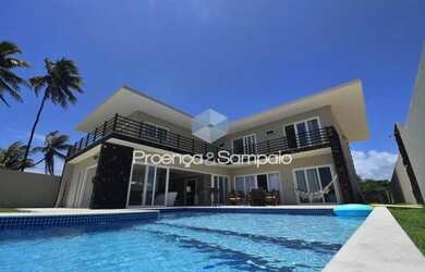 Imagem: A casa em condomínio possui 5 Dormitórios, 5 Banheiros, 5