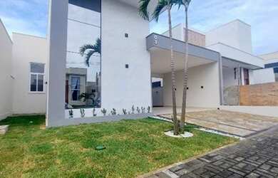 Imagem: A casa em condomínio possui 3 Dormitórios, 3 Banheiros e 120m²