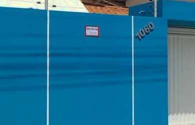 Imagem: A casa possui 2 Dormitórios, 2 Banheiros e 1 Vaga na garagem