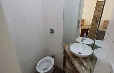 Imagem 7: Amplo apartamento, reformado, bem localizado