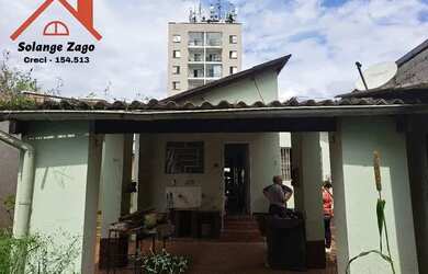 Imagem: A casa possui 2 Dormitórios, 1 Banheiro, 2 Vagas na garagem