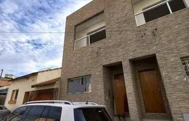 Imagem: A casa possui 2 Dormitórios, 2 Banheiros e 80m² de Área e