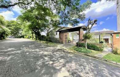 Imagem 2: Casa em condomínio com 5 dormitórios, 3 suítes, piscina, 8 vagas e...