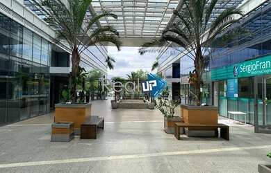 Imagem: O depósito possui 1 Vaga na garagem, 27m² de Área e está