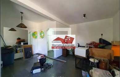 Imagem: A casa possui 3 Dormitórios, 2 Banheiros, 1 Vaga na garagem
