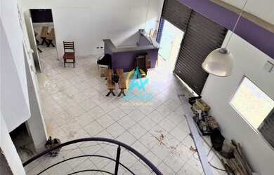 Imagem: O depósito possui 300m² de Área e está localizado em Centro