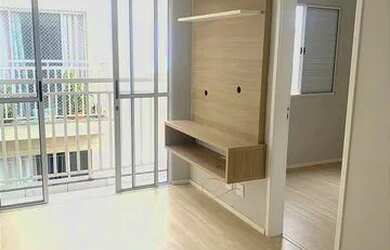 Imagem: O apartamento possui 2 Dormitórios, 1 Banheiro, 1 Vaga na garagem