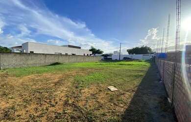 Imagem: O terreno possui 600m² de Área e está localizado em Ponta