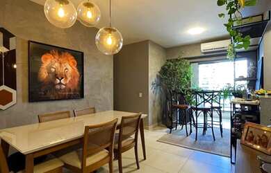 Imagem: O apartamento possui 3 Dormitórios, 3 Banheiros, 2 Vagas na