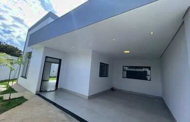 Imagem: A casa possui 2 Dormitórios, 2 Banheiros, 1 Vaga na garagem