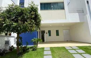 Imagem: A casa em condomínio possui 3 Dormitórios, 3 Banheiros, 2